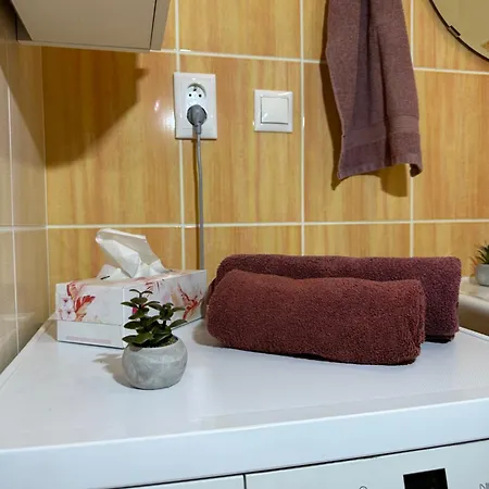 Appartement Cozy With Balcony Seating, 9th Floor, Parking Bratislava