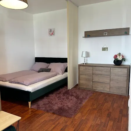 Apartman Cozy With Balcony Seating, 9th Floor, Parking *