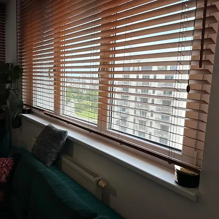 Apartman Cozy With Balcony Seating, 9th Floor, Parking